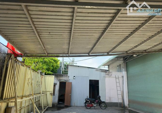 Cho thuê xưởng 1400m2 MT Nguyễn Văn Bứa, xe cont 24/24 - 1