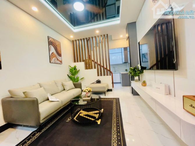 BÁN NHÀ TRUNG TÂM THANH TRÌ 37 M2 5 TẦNG THANG MÁY, Ô TÔ ĐỖ NHỈNH 6 TỶ - 1
