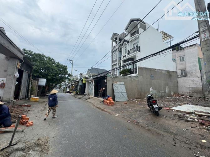 Bán 2 lô  đất Mặt Tiền đường Thạnh Lộc 16, Quận 12- Gần chợ Cầu Đồng, Ngã tư Ga giá 5,7tỷ - 1