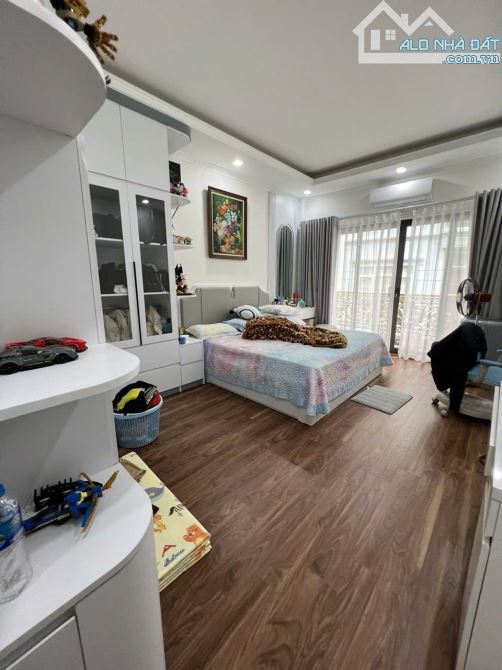Nhà Tân Mai 71m2, 6 tầng, mặt tiền 4m, ô tô tải tránh, kinh doanh, thang máy, nhà mới keng - 1