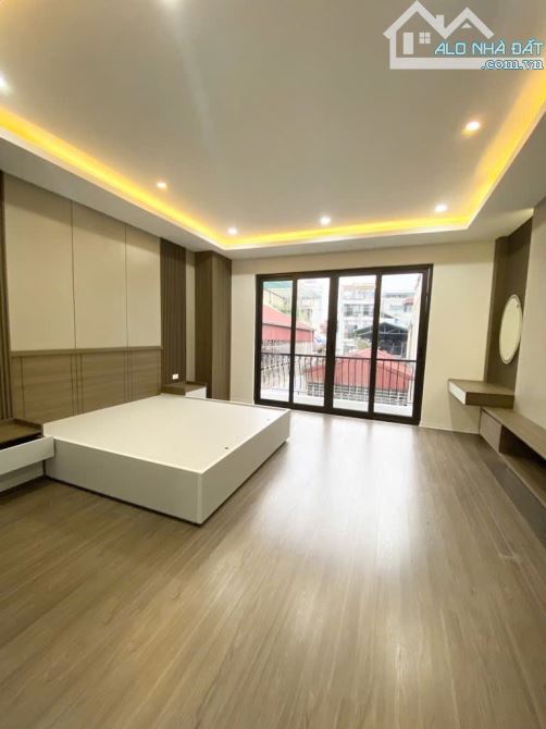 Phân lô Lê Trọng Tấn, 45m2, 6 tầng, mặt tiền 4.8m, thang máy, ô tô vào nhà, giá 16.7 tỷ - 1