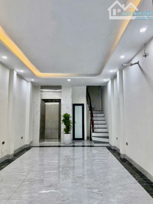 💥NHÀ 6 TẦNG x 45M2 - THẠCH BÀN - THANG MÁY - ĐƯỜNG Ô TÔ VÀO  MT 4,2m Giá : 9,2 tỷ - 1