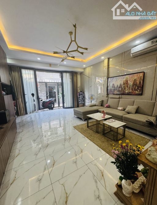 🏡 Nhà đẹp 78m² Phan Huy Ích, Gò Vấp – Giá chỉ 6.95 Tỷ - 1