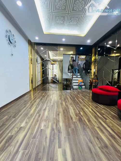 BÁN NHÀ NGUYỄN CHÍ THANH ✅ ĐỐNG ĐA ✅ 40M2 x 5 TẦNG x 18.6 TỶ - 1