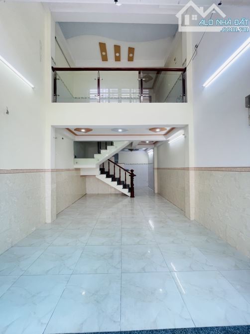 43m2 - 4 tầng - 5.2 tỷ, ngay Emart, Gò Vấp - 1