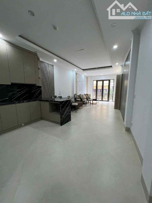 Bán nhà Kim Đồng, quận Hoàng Mai 70m 6 tầng thang máy, vỉa hè, ô tô tránh, kinh doanh đỉnh - 1
