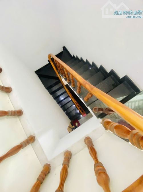 Bán Gấp nhà Tây Thạnh Tân Phú gần trường đại học công thương 40m2 ,3Tầng Nhỉnh 4 tỷ - 1
