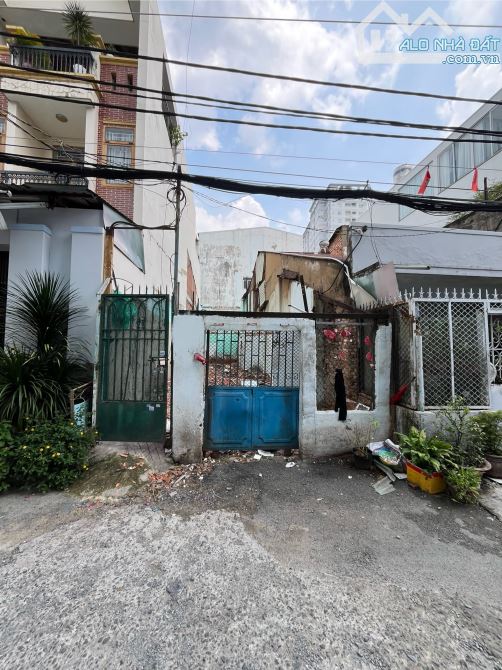 Bán đất quận Tân Phú, Đường Trịnh Đình Trọng, 4X24M, Đường 8m, sổ vuông vức, không lỗi - 1