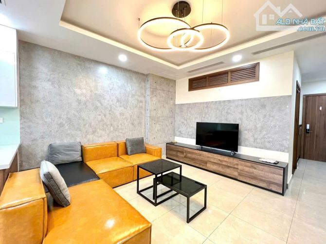 Bán CHCC 2PN-2WC 85m2 dự án Golden Park, 2 Phạm Văn Bạch, tầng cao bc Đông Nam, siêu đẹp. - 1