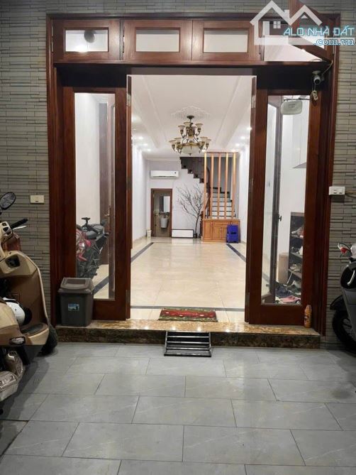 TAM TRINH– 60M2 x 5 TẦNG– NHÀ ĐẸP Ở LUÔN– NGÕ THÔNG– Ô TÔ ĐỖ GẦN- CHỈ NHỈNH 12TỶ. - 1