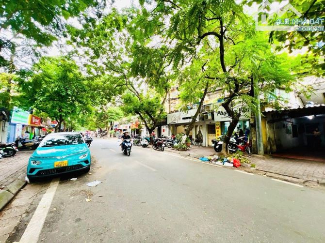 TẬP THỂ QUỲNH MAI - FULL NỘI THẤT - Ô TÔ ĐỖ CHÂN NHÀ - 2 THOÁNG SÁNG - 12
