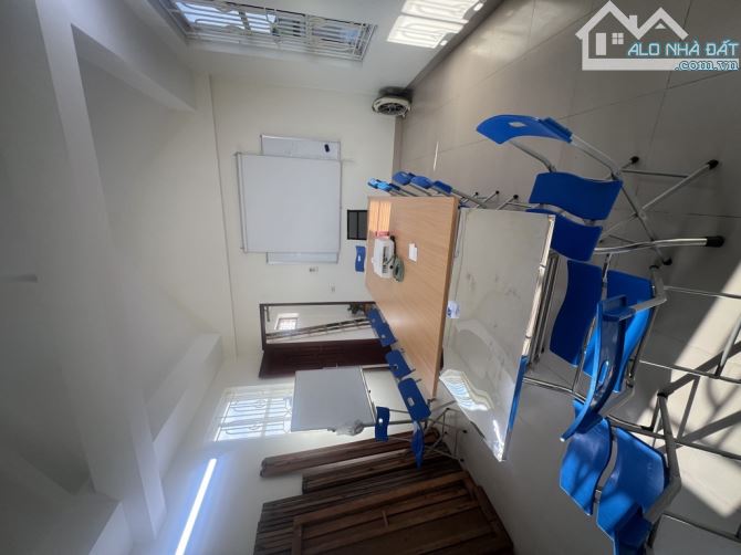Giảm sốc 1.2 tỷ! Chủ cần bán nhanh căn nhà Đức Giang, DT 122M2, 4 Tầng, Phân lô ôtô tránh! - 12