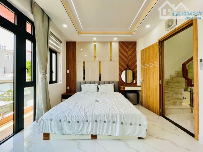 Nhà Góc 2 Mặt Tiền Khu Phân Lô Đường Lê Đình Cẩn 55m2 5 Tầng Full Nội Thất Giá Tốt 7,8 Tỷ - 12