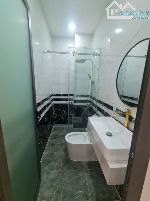Bán nhà 1 xẹt Thới An 04, đường rộng 5m, (4x15,5) đúc trệt, 2 lầu, 4PN,  Q12 - 13