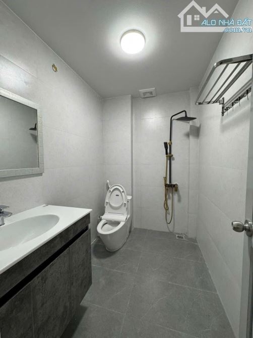 168 Kim Giang, oto tránh ngõ kdoanh thông, lô góc, 55m2 x 7 tầng thang máy. Giá 19 tỷ