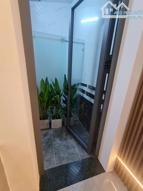 Bán nhà 1 xẹt Thới An 04, đường rộng 5m, (4x15,5) đúc trệt, 2 lầu, 4PN,  Q12 - 15
