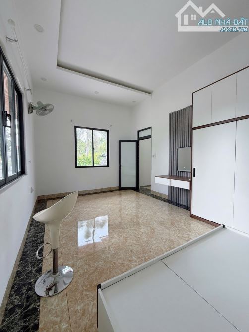 NHÀ VƯỜN PHƯỜNG TÂN LẬP CÁCH KHU ĐẤU GIÁ CÔNG AN 500m - chỉ 6 Tỷ 850 triệu - 15