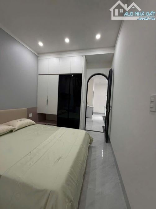 NHÀ MÊ SIÊU XINH THIẾT KẾ HIỆN ĐẠI - ĐƯỜNG THÔNG P. TÂN THÀNH - Loctran - 16