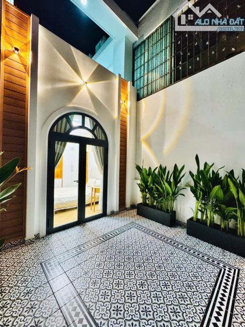 KHAN HIẾM! Bán nhà HXH Bùi Hữu Nghĩa, P2, DT 4x11m, 4 lầu, 4PN full nội thất, giá 8.85 tỷ - 17
