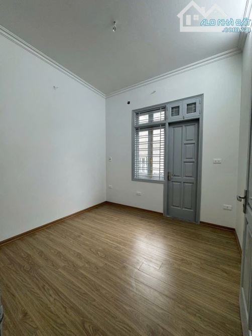 168 Kim Giang, oto tránh ngõ kdoanh thông, lô góc, 55m2 x 7 tầng thang máy. Giá 19 tỷ