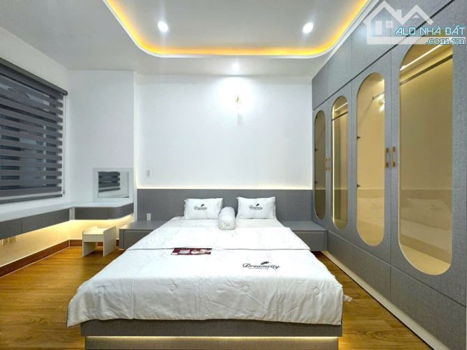 Bán nhà quận 7 hẻm 1113 Huỳnh Tấn Phát. Dt 4x15m. 3 tầng. Giá 6 tỷ 790tr - 17