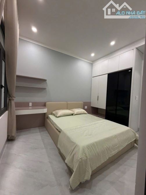 NHÀ MÊ SIÊU XINH THIẾT KẾ HIỆN ĐẠI - ĐƯỜNG THÔNG P. TÂN THÀNH - Loctran - 18