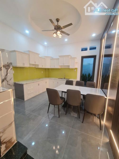 Bán nhà 1 xẹt Thới An 04, đường rộng 5m, (4x15,5) đúc trệt, 2 lầu, 4PN,  Q12 - 19