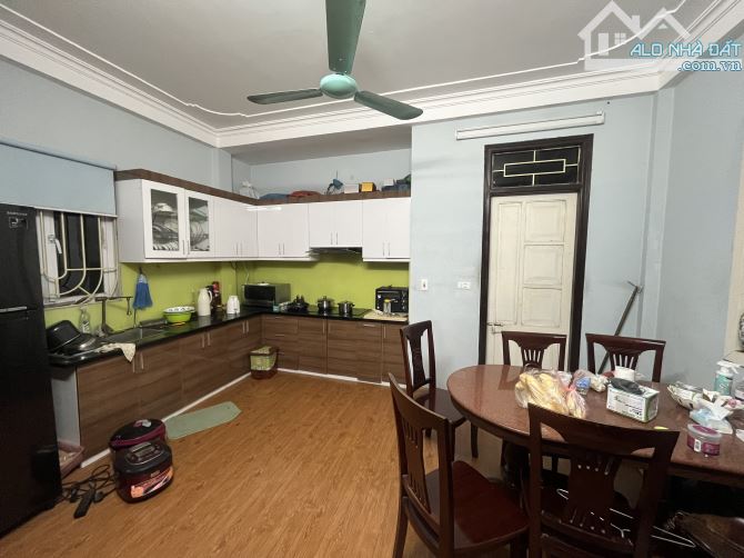 Cần bán nhà Quận Thanh Xuân, oto tránh,KD bất chấp,dân xây,113m2,mặt tiền 10m, giá 28.5 tỷ - 2