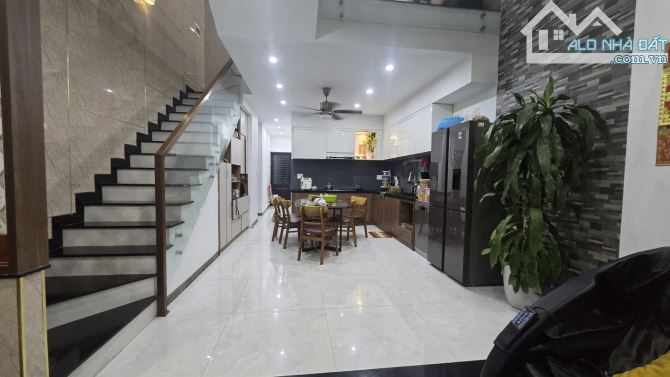 🏠 BÁN NHÀ HOÀ XUÂN, 4 PHÒNG NGỦ, NHÀ Ở NGAY, RA ĐƯỜNG NGUYỄN PHƯỚC LAN. - 2