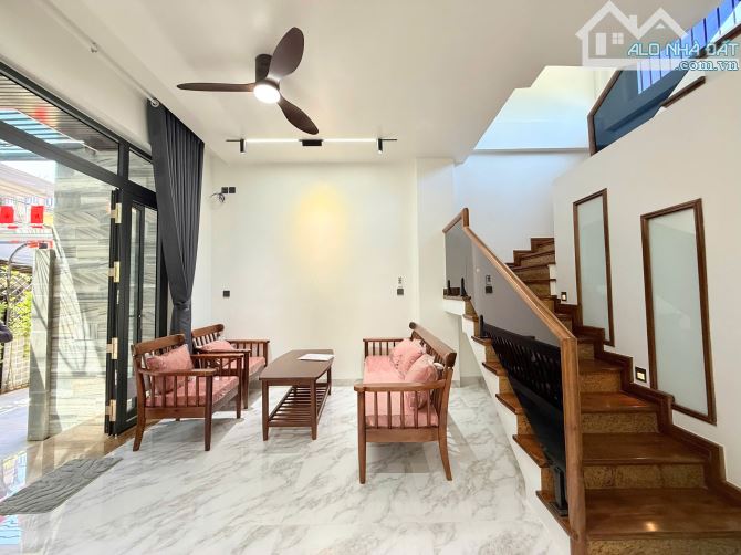Bán nhà 2 Tầng Full nội thất Kiệt ôtô 668 Lê Duẫn, cách mặt tiền 30m, gần công viên An Hòa - 2