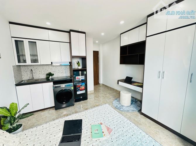 (Tin thật 100%) Bán CHDV 2 thoáng 69m2 x 22P Khương Thượng - Cách phố 20m - DT 1,55 tỷ/năm - 2