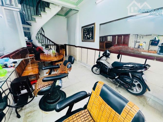 LÝ THÁI TỔ – TRUNG TÂM Q10 – NHÀ 4 TẦNG – 3 CĂN RA MẶT TIỀN - 7.35 TỶ. - 2