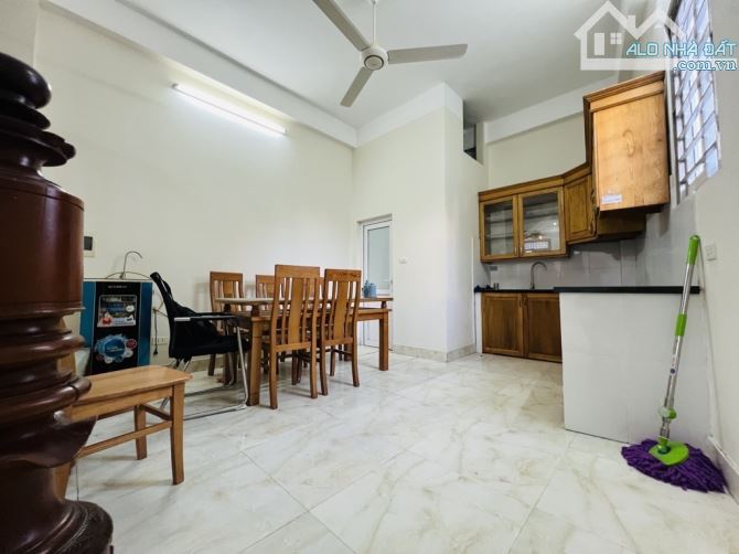 Nhà đẹp dân xây cách Quang Trung 200m - Hà Đông - 2