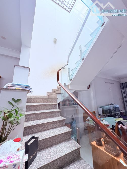 BÁN NHÀ HẺM 8M ĐƯỜNG 26 THÁNG 3 67M2 2 TẦNG CHỈ 6.5 TỶ - 2