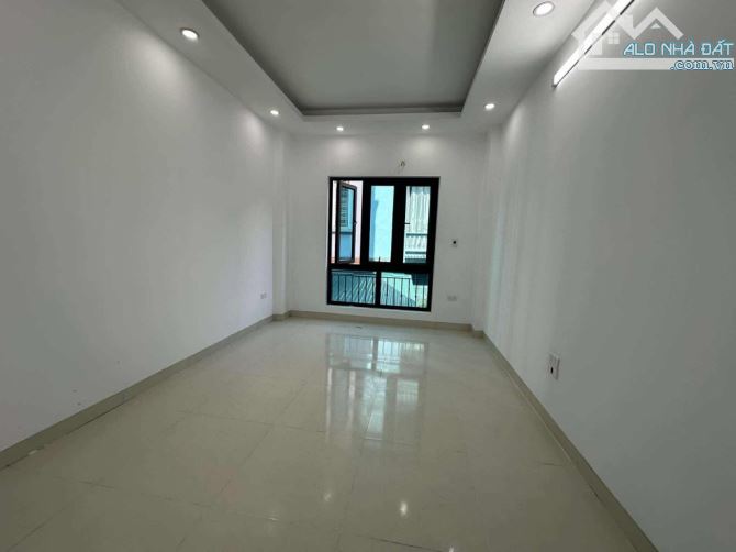 TOÀ CCMN GẦN ĐẠI HỌC CÔNG NGHIỆP, THÀNH ĐÔ  – 8 PHÒNG KHÉP KÍN  – DOANH THU ~35 TR/TH - 2