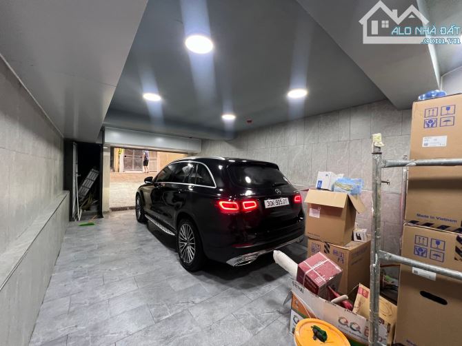 BÁN TÒA NHÀ 8 TẦNG VÀ 1 HẦM PHỐ NGUYỄN KHANG,CẦU GIẤY DT 73M2 GIÁ 35 TỶ - 2