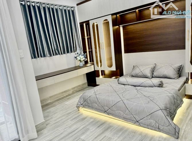 Nhà 4 tầng trung tâm quận 7, xe hơi đến cửa, chỉ 7 tỷ - 2