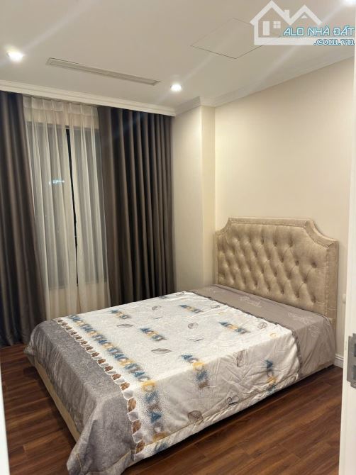 Bán Căn Hộ Việt Đức Complex DT 100m 3PN Full NT Tầng Trung giá 90tr/m2 ở luôn View đẹp - 2