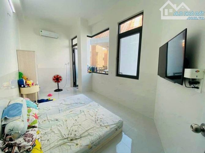 Bán Nhà 1 Trệt 2 Lầu Hẻm Dasu Nguyễn Văn Trỗi 43M2 (4.6x7)   💵 Giá: 4.3Tỷ thương lượng - 2