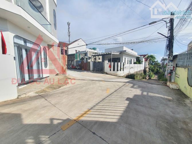Bán nhà ở hẻm Giải Phóng gần trường học và trụ sở công an - 2