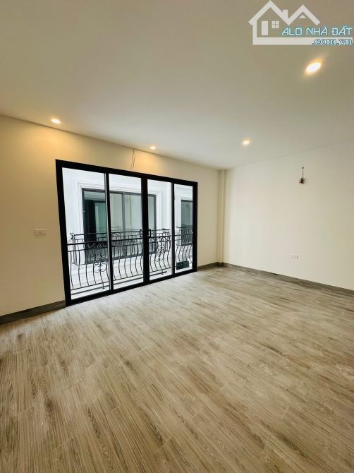 💥 RẺ NHẤT LONG BIÊN CỰ KHỐI – 30M², 4 TẦNG, Ô TÔ ĐỖ CỬA – 4,2 TỶ - 2