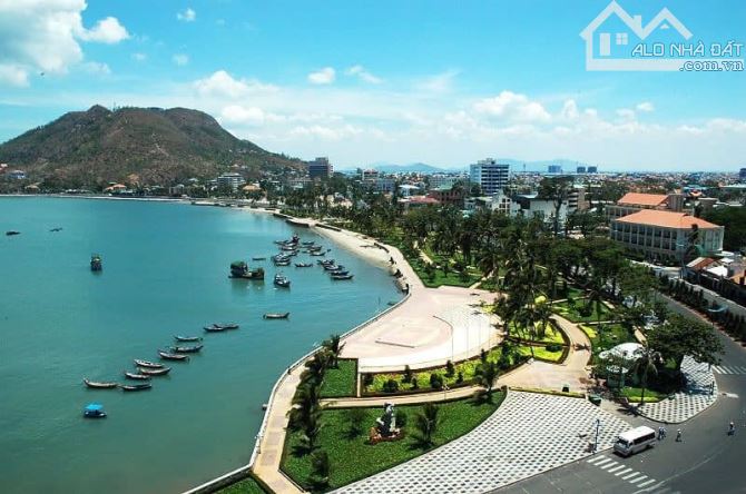 BÁN LÔ GÓC BIỆT THỰ 2 MẶT TIỀN SÁT BIỂN - TP.VŨNG TÀU - 2