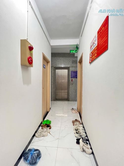 Cần Bán Gấp Toà CHDV 8Ttại Phố Triều Khúc 116- 29P - Dòng tiền 1.6 tỷ/ năm chỉ 24.5 Tỷ(TL) - 2