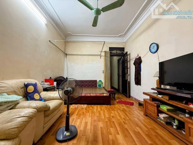 Nhà chính chủ ở Ao Sen, Hà Đông, 75m, dân xây, ngõ ô tô tránh nhau, kinh doanh sầm uất - 2