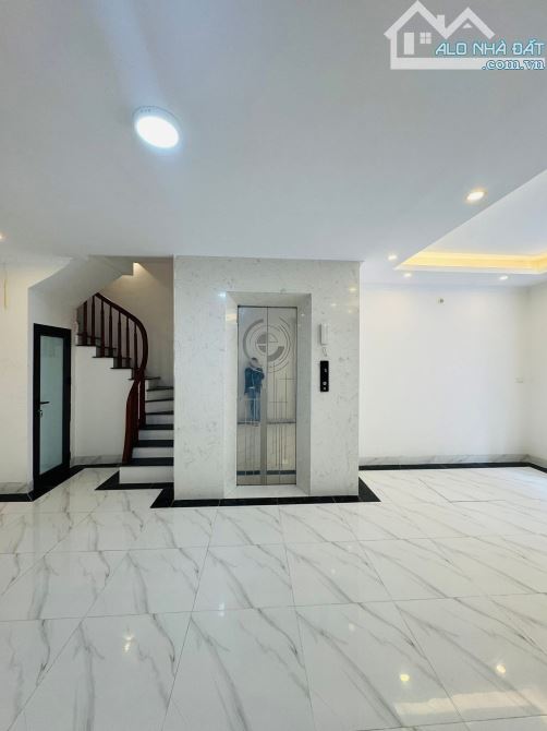 Cần Bán Nhà 5T thang máy 63M- MT 4.6M- Gần phố, Ô Tô tránh 30M giá chỉ 10 Tỷ. - 2