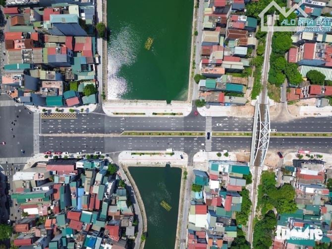 CHÍNH CHỦ GỬI BÁN LÔ ĐẤT MẶT PHỐ HỒNG TIẾN, QUẬN LONG BIÊN. THÀNH PHỐ HÀ NỘI  Diện tích 30 - 2