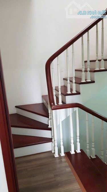 bán nhà Lạc Long Quân, Cầu Giấy – DT 39m², 5 tầng, MT 12m – Gi.á 14.8 tỷ - 2