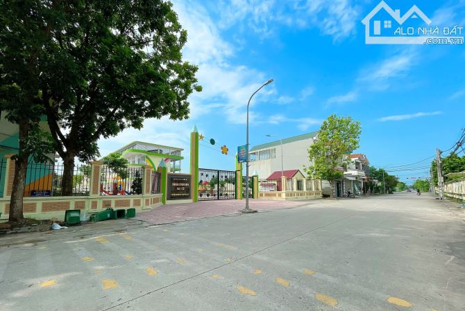 HÀNG F0 PHÚC THỌ – 80M - Ô TÔ VÀO ĐẤT - CÁCH QL32 300M. GIÁ 3X NHỎ - 2