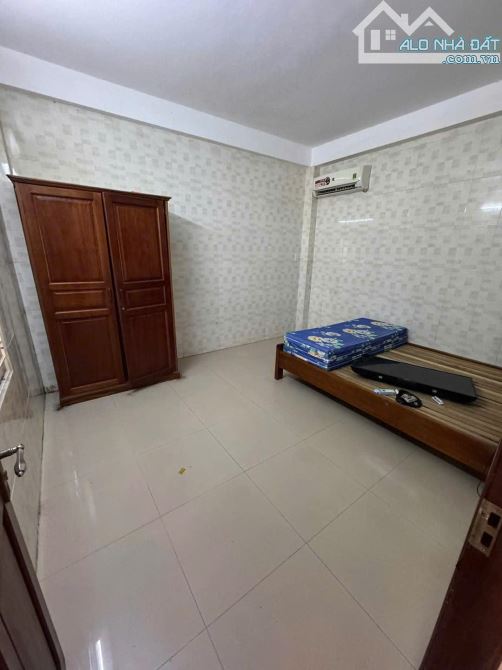 CHO THUÊ NHÀ 3 TẦNG MẶT TIỀN ĐƯỜNG : NGUYỄN XIỂN -  GẦN CROWNE PLAZZA HÒA HẢI - 2
