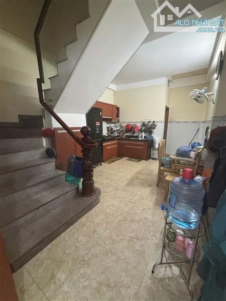 KHU PHÂN LÔ DÂN TRÍ– NHÀ 3 TẦNG BTCT –59.7M2–  HXH - 2